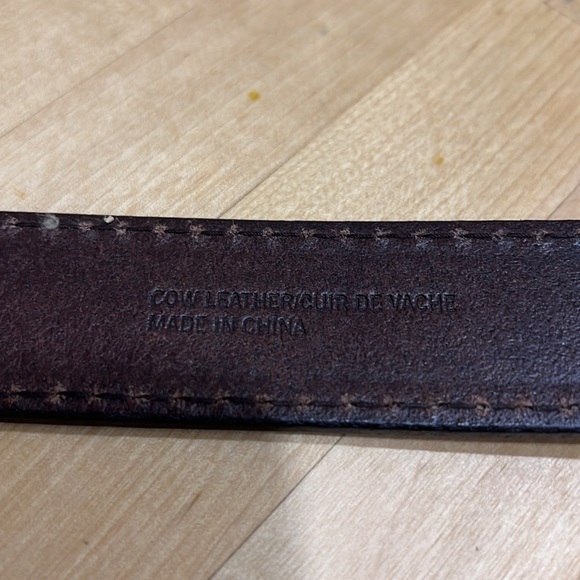 Banana Republic leather belt, size 34 - Picture 3 of 13